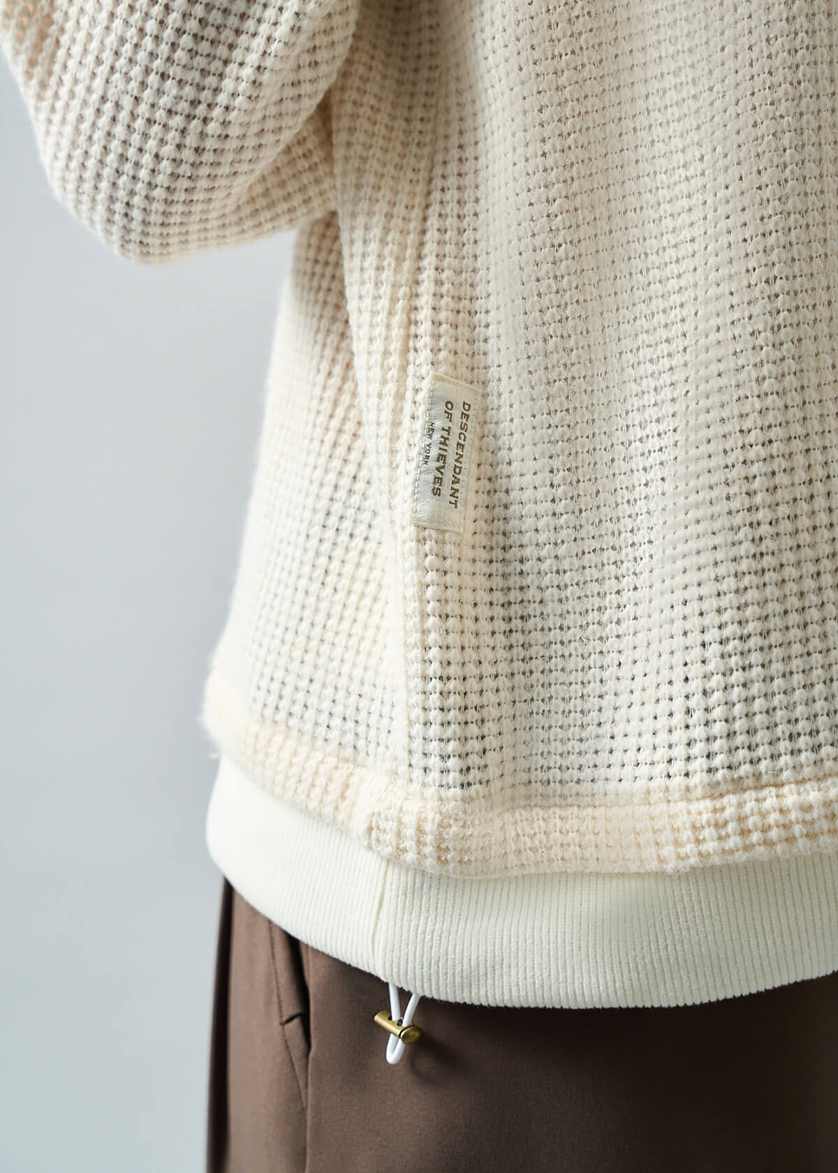 Loft-Grid Hem Pull Cream