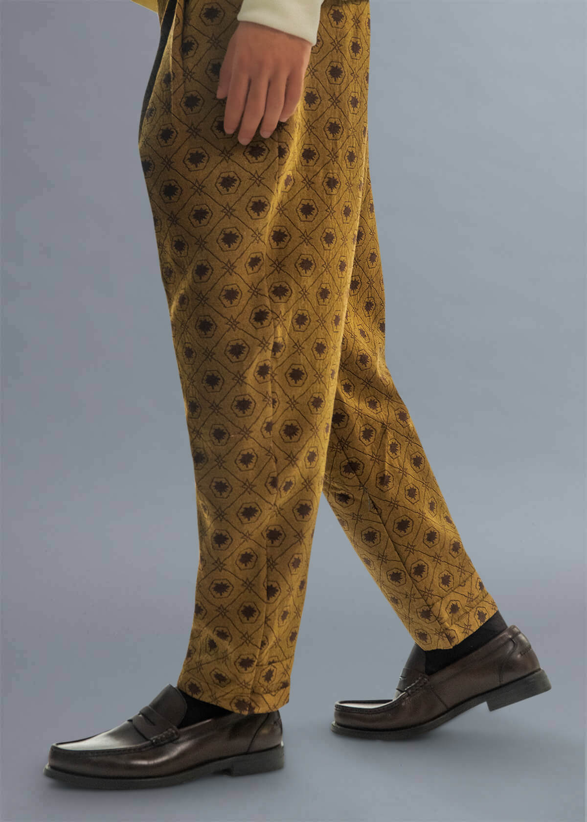 Dot Motif: Raven Fit