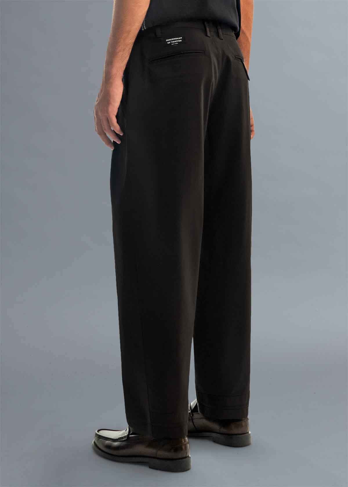 Raven Soft Twill Black: Raven Fit
